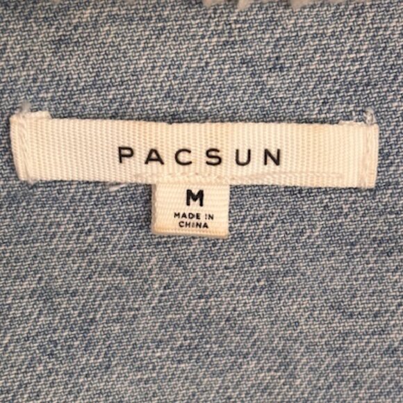 PacSun Faux Fur Sherpa Collar Cropped Denim Trucker Jacket - Picture 3 of 3